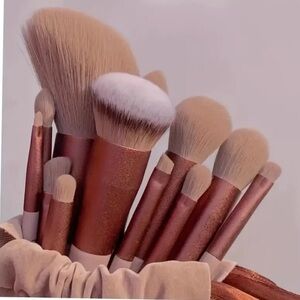 Luxurious Makeup Brush Set - Rose Gold